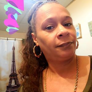 Meet your Posher, Mara